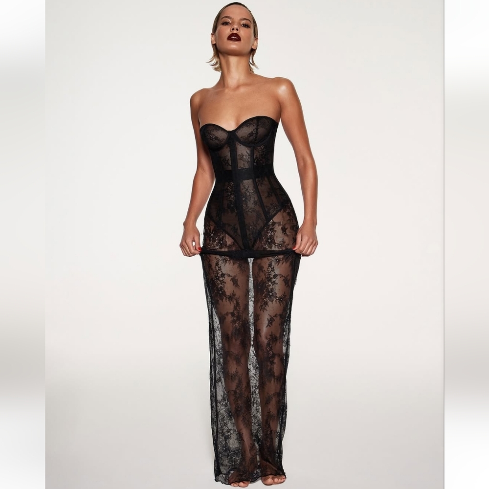 1. NWT SKIMS ULTRA FINE LACE STRAPLESS CORSET LONG DRESS - Picture 5 of 14